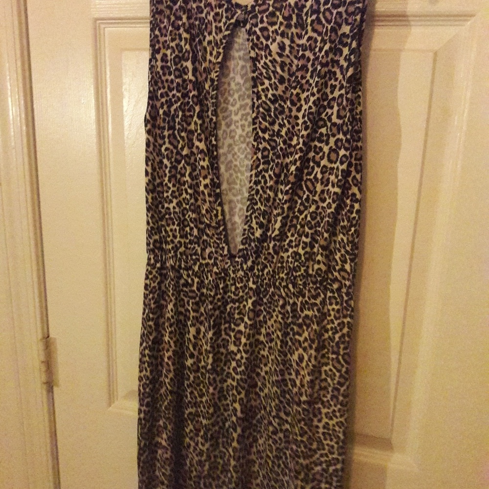 Dress - Picture 2 of 4
